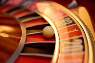 hoye555 blackjack betting interface showing bet amount selection and hit/stand buttons