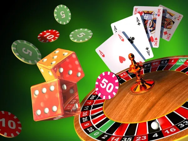 hoye555 Crash game shown in portrait and landscape orientation on mobile devices